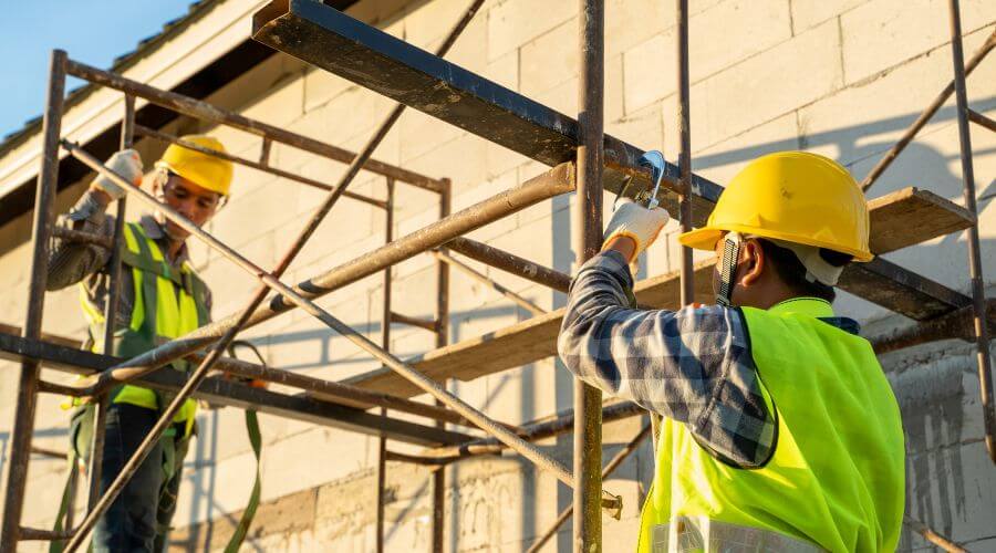 Professional fairlawn roofing services in Watervliet, MI